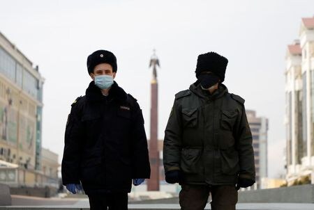 ロシア政府が新型コロナウイルスの感染拡大を受け国家非常事態宣言を検討していることが１日、複数の関係筋の話で明らかになった。スタヴロポリで撮影（２０２０年　ロイター/EDUARD KORNIYENKO）