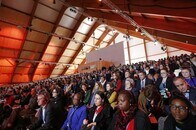 ＣＯＰ２１が会期を1日延長、合意取りまとめ目指す