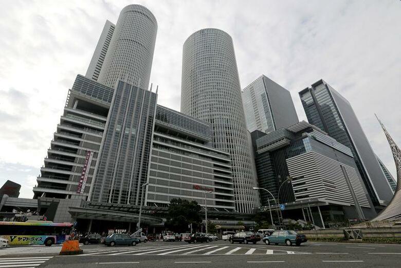 愛知県の大村秀章知事は１０日、新型コロナウイルスの感染拡大を受けて、対策本部の会議で県独自の緊急事態宣言を発令すると発表した。写真は名古屋駅前で２０１７年１０月撮影（２０２０年　ロイター/Toru Hanai）