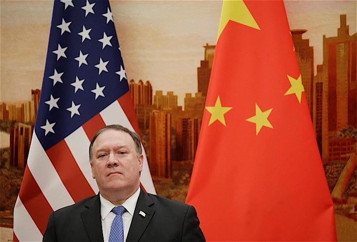 中国は、ポンペオ米国務長官を摩擦を激化させている元凶として「目の敵」にしている。写真は2018年6月、北京を訪問したポンペオ氏（2019年　ロイター/Jason Lee）