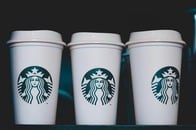 スターバックスのレシートが示す現実...たった3年で価格がここまで上昇！