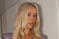 人気の女性インフルエンサー、「直視できない」すごいメッシュドレス姿を披露 「ホットだ」「女王」