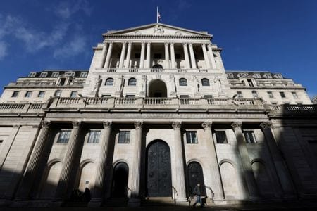 金融市場は６日時点で、イングランド銀行（英中央銀行）が２０２４年に政策金利を６．５％まで引き上げ、２５年ぶりの高水準になると予想している。従来予想していたピークの６．２５％を上回る。このような見通しにより、短期国債利回りが２００８年半ば以来の高水準となっている。（２０２３年　ロイター／Tom Nicholson）