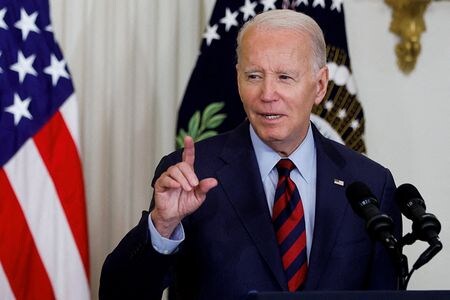 ７月９日、 バイデン米大統領（写真）はＣＮＮとのインタビューで、イスラエルとサウジアラビアの国交正常化への道のりは長いと語った。ホワイトハウスで７日撮影（２０２３年　ロイター/Jonathan Ernst）