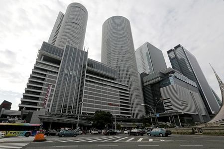 　２月２１日、３月８日に行われる名古屋ウィメンズマラソンの大会事務局は２０日、同大会について、一定の基準を満たした「エリートの部」のみ開催し、「一般の部」は実施しないことを決定したと発表した。写真は名古屋駅前。２０１７年１０月撮影（２０２０年　ロイター/Toru Hanai）