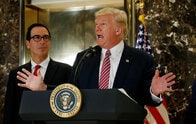 10日でクビのスカラムッチにも酷評されるトランプ劇場