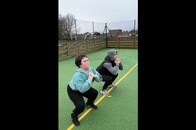 【動画】いじめ被害の10歳少年が、「トレーニングで大変身」動画に絶賛の声...驚きのビフォーアフター