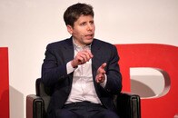 イーロン・マスクのOpenAI買収提案の狙いは競合潰し？