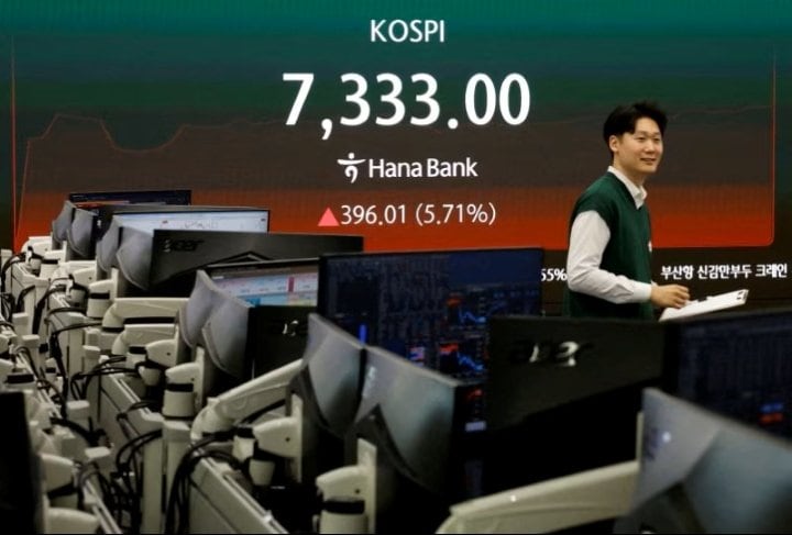 サムスンが時価総額「1兆ドルクラブ」入り、アジアでは2社目──韓国株は最高値更新