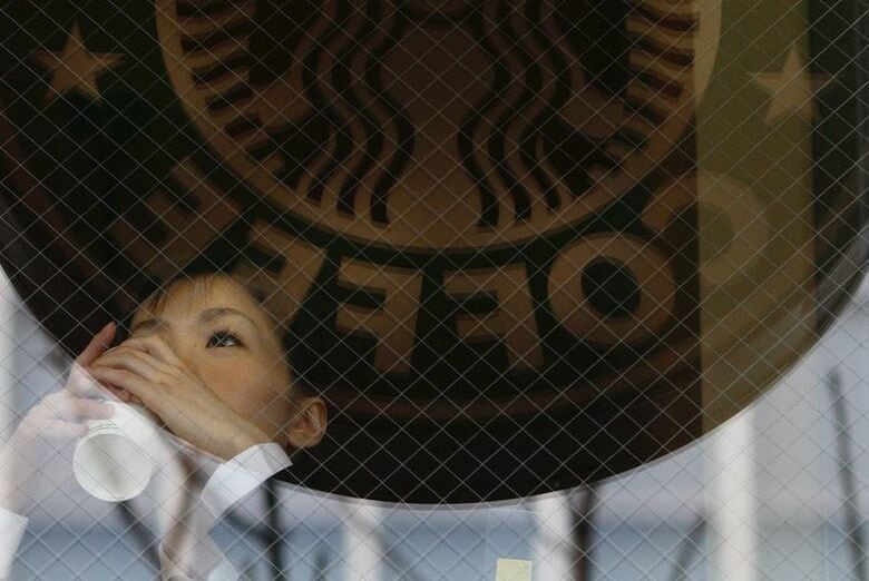 東京・神保町のスターバックス。2007年3月15日撮影。REUTERS/Kevin Coombs