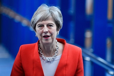 　１０月２日、英国のメイ首相は、欧州連合（ＥＵ）離脱（ブレグジット）交渉の行き詰まりを打開するため、ＥＵに対してアイルランド国境問題に関する新たな提案を準備していることを明らかにした。写真はバーミンガムで９月撮影（２０１８年　ロイター/Toby Melville）