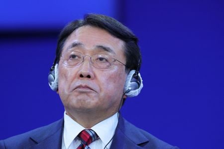 ダボス会議に出席した赤沢経産相。1月撮影。REUTERS/Denis Balibouse
