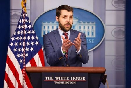 バイデン米大統領が計画しているキャピタルゲイン増税について、ディーズ国家経済会議（ＮＥＣ）委員長は２６日、影響を受けるのは納税者の０．３％にとどまると述べた（２０２１年　ロイター／velyn Hockstein）