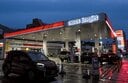 日本政府はガソリンへの補助金を出し続けているが（長崎）　ARTUR WIDAK-NURPHOTO-REUTERS