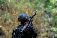 ミャンマー国軍、レアアース産地や越境道路で攻勢強化　密輸イラン燃料が支えか