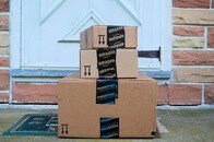 ヤマト値上げが裏目に？　運送会社化するアマゾン