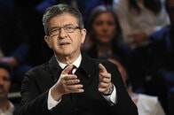 フランス大統領選3位に急浮上、左翼党メランションの脅威