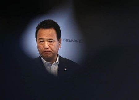 　５月２２日、甘利ＴＰＰ担当相によると、ＴＰＰ交渉の閣僚会合は延期となる見通しで、次回開催の日程は未定。米ＴＰＡ）法案の決着が前提になると述べた。ロイター本社で昨年７月撮影（２０１５年　ロイター／Toru Hanai）