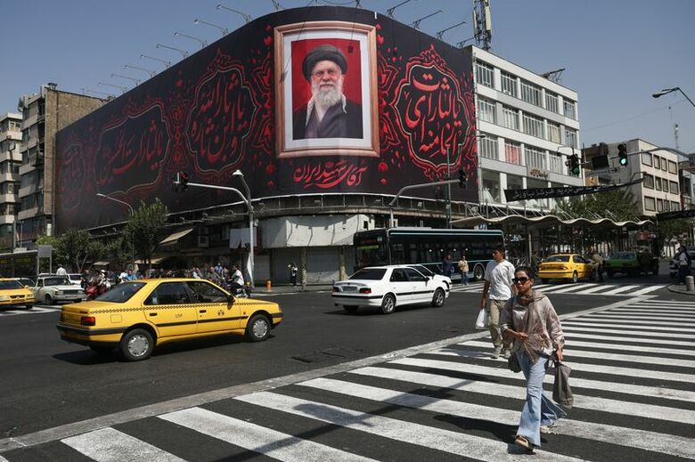 テヘランで13日撮影　WANA (West Asia News Agency) via REUTERS