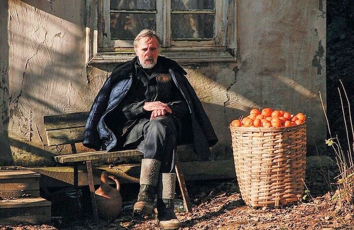 ザザ・ウルシャゼ監督、映画『みかんの丘』