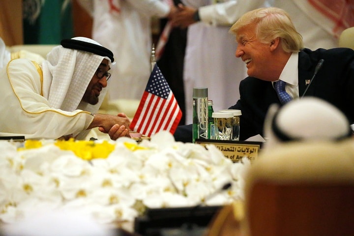 UAEのモハメド軍副司令官とトランプ大統領（2017年5月21日）　Jonathan Ernst- REUTERS