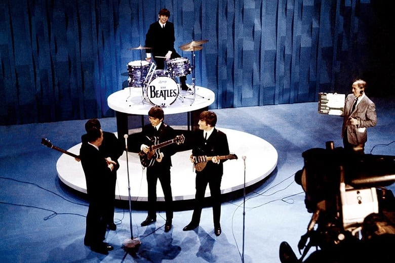 1964年2月9日の『エド・サリバン・ショー』は視聴率60％超え　MICHAEL OCHS ARCHIVES/GETTY IMAGES