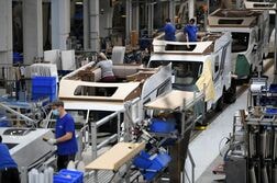 独鉱工業生産、5月は前期比＋0.9％　自動車けん引し予想上回る