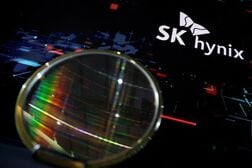 韓国株が急落、ＡＩ投資懸念や原油高で　半導体2社は8%超安
