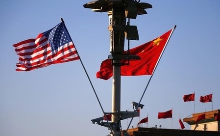 　６月２日、中国の朱光耀財政次官は、中国と米国は相互に市場を開放し、両国間の政策調整・協調を強化すべきとの見解を明らかにした。写真は北京で２０１４年１１月撮影（２０１６年　ロイター/Petar Kujundzic）