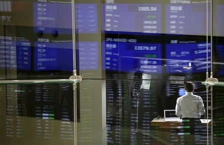 　７月１７日、日本の証券取引等監視委員会と中国証券監督管理委員会（ＣＳＲＣ）が不正摘発で連携を深めている。写真は東京証券取引所で２０１５年８月撮影（２０１８年　ロイター／Toru Hanai）
