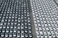 中国当局、自動車メーカーのサプライヤーへの支払い規則を厳格化