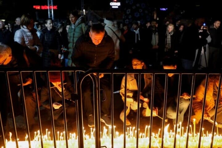 モンテネグロ南西部ツェティニェで１日、飲食店などで銃撃事件が発生し、子どもを含む１２人が死亡した。２日撮影（２０２５年　ロイター/Stevo Vasiljevic）