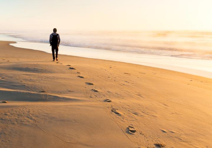 歩行速度の遅い人は、肺や歯、免疫系の老化がすすみがち　Charlie Blacker