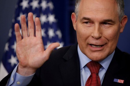 　７月５日、トランプ米大統領は、環境保護局のプルイット長官（写真）が辞任したと明らかにした。ワシントンで昨年６月撮影（２０１８年　ロイター/Jonathan Ernst）