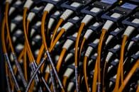 中国、最速スパコンで米国抜く　ＡＩ競争での地位示さずと専門家