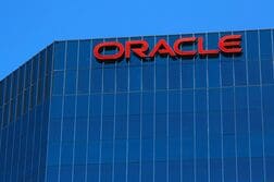 オラクル、28年度下期にキャッシュフロー黒字化予想　ＡＩ投資負担懸念が後退