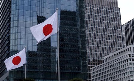 　２月２０日、昨年７月まで日銀審議委員を務めた野村総合研究所・エグゼクティブ・エコノミストの木内登英氏はロイターとのインタビューで、黒田東彦総裁の続投を柱とした日銀の新体制について、現行の事実上の金融政策正常化路線が継続することになるとの見方を示した。写真は都内で２０１６年２月撮影（２０１８年　ロイター／Toru Hanai）