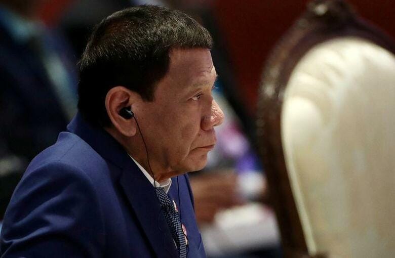 フィリピンのドゥテルテ大統領は、同国で活動する米兵の法的地位を定めた訪問軍地位協定（VFA）の破棄を発表した。両国の同盟関係、米軍のアジア太平洋での展開に影響が出ると予想される。2019年11月2日、タイのバンコクで撮影（2020年　ロイター/Athit Perawongmetha）