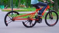 タイヤは半分、それでも走る　「0.5 x 2 = 1自転車」が話題に