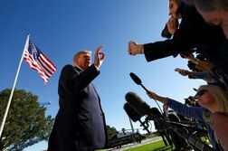 米ロ中首脳会談に前向き、非核化協議の可能性＝トランプ氏