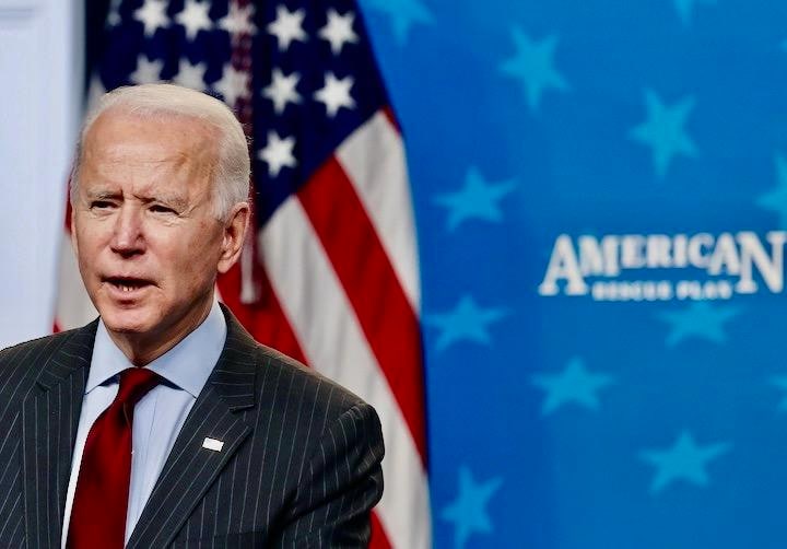 バイデン政権が打ち出したメニューの多くが実現するとの期待が、金融市場では高まっている......REUTERS/Jonathan Ernst