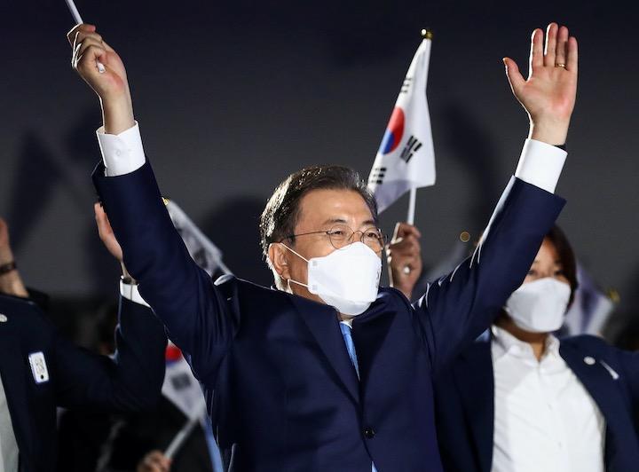 文在寅大統領の支持率は就任以来最低を記録している...... Chung Sung-Jun/REUTERS