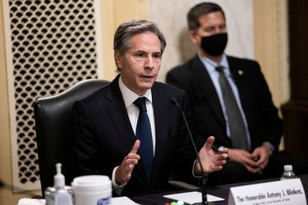 　１月２５日、米上院外交委員会は、ベテラン外交官のアントニー・ブリンケン氏を国務長官に充てる人事を１５対３の賛成多数で承認した。米首都ワシントンで１９日、代表撮影（２０２１年　ロイター）