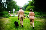 ブルキニを禁じたフランスのパリがヌーディスト解禁へ