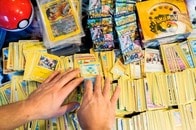大人がおもちゃ業界を支えている...「ポケモンカード」が火付け役で「市場1兆円」時代へ