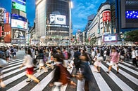 投票率が低い若者の意見は、日本の政治に反映されない