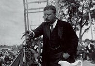 大統領権限の抑制に繋がりかねない、トランプ式「根拠なき」非常事態宣言