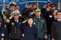 韓国が民主主義から遠ざかる