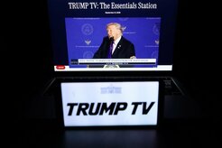 ホワイトハウスが「トランプTV」を開設──メディアを締め出したら取材カメラが消えた？