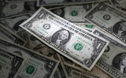 午後3時のドルは159円前半で売買交錯、日銀の早期利上げ巡る報道が下押し